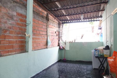 Casa à venda com 250m², 3 quartos e 2 vagasÁrea de Serviço