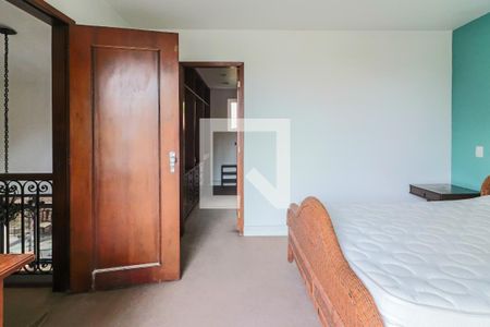 Casa à venda com 230m², 5 quartos e 3 vagasSuíte 2