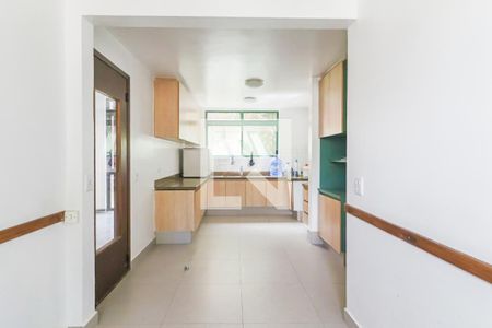 Casa à venda com 230m², 5 quartos e 3 vagasCozinha