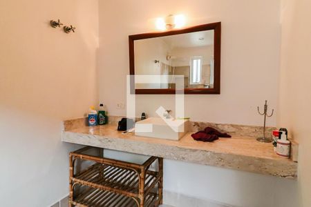 Casa à venda com 230m², 5 quartos e 3 vagasBanheiro da Suíte 2