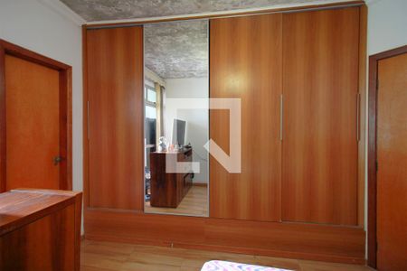 Casa à venda com 292m², 3 quartos e 2 vagasQuarto 1