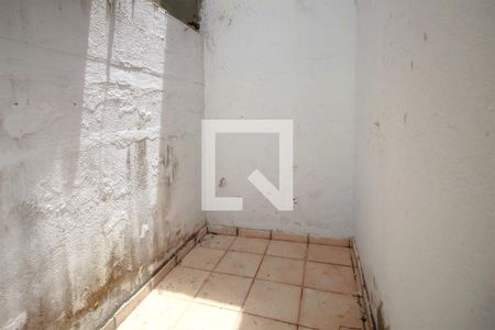 Casa à venda com 292m², 3 quartos e 2 vagasBanheiro 2