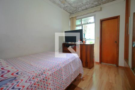 Casa à venda com 292m², 3 quartos e 2 vagasQuarto 1