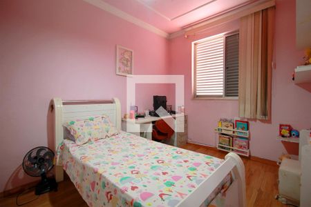 Casa à venda com 292m², 3 quartos e 2 vagasQuarto 2