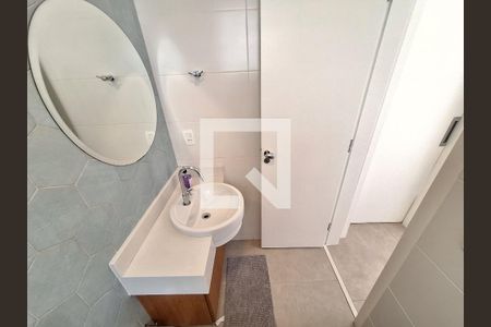 Banheiro da suíte de apartamento à venda com 1 quarto, 40m² em Laranjeiras, Rio de Janeiro