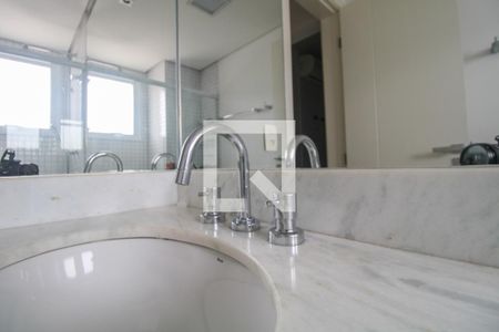 Apartamento à venda com 104m², 2 quartos e 2 vagasBanheiro 2