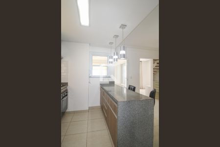 Apartamento à venda com 104m², 2 quartos e 2 vagasCozinha