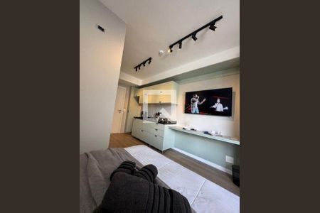 Apartamento à venda com 1 quarto, 21m² em Vila Firmiano Pinto, São Paulo