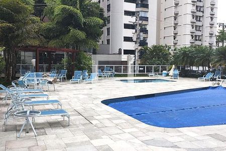 Apartamento à venda com 210m², 4 quartos e 2 vagas
