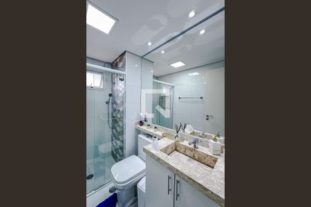 Apartamento para alugar com 121m², 3 quartos e 2 vagasBanheiro