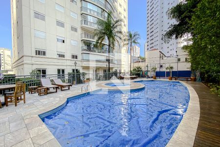 Apartamento para alugar com 121m², 3 quartos e 2 vagasÁrea comum - Piscina