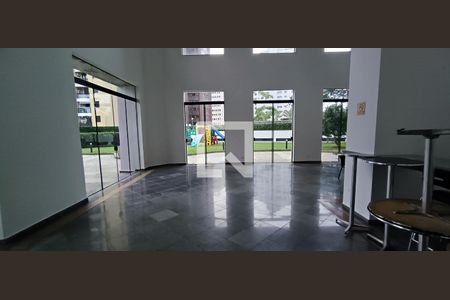 Apartamento para alugar com 330m², 4 quartos e 6 vagas Apartamento para alugar com 330m², 4 quartos e 6 vagasÁrea comum