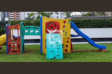 Apartamento para alugar com 330m², 4 quartos e 6 vagas Apartamento para alugar com 330m², 4 quartos e 6 vagasÁrea comum