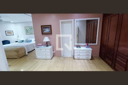 Apartamento para alugar com 330m², 4 quartos e 6 vagas Apartamento para alugar com 330m², 4 quartos e 6 vagasSuíte 4