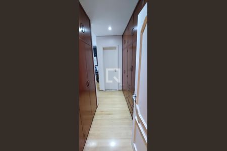 Apartamento para alugar com 330m², 4 quartos e 6 vagas Apartamento para alugar com 330m², 4 quartos e 6 vagasSuíte 1