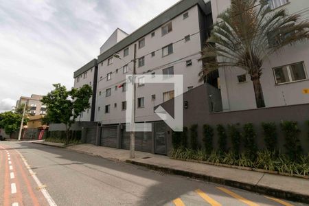 Studio para alugar com 37m², 1 quarto e 1 vaga Studio para alugar com 37m², 1 quarto e 1 vagaFachada