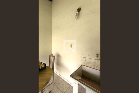 Casa de condomínio à venda com 1000m², 4 quartos e 4 vagasEdícula 