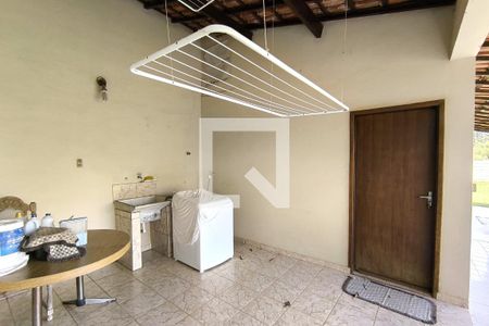 Casa de condomínio à venda com 1000m², 4 quartos e 4 vagasÁrea de Serviço