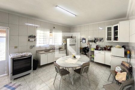 Casa de condomínio à venda com 1000m², 4 quartos e 4 vagasCozinha