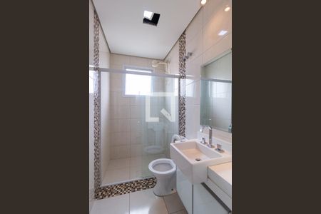 Casa para alugar com 500m², 6 quartos e 8 vagasBanheiro da suíte 4