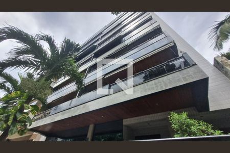 Apartamento para alugar com 124m², 3 quartos e 2 vagasFachada