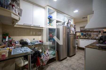 Apartamento para alugar com 124m², 3 quartos e 2 vagasCozinha