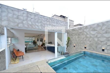 Apartamento à venda com 135m², 2 quartos e 2 vagasCobertura