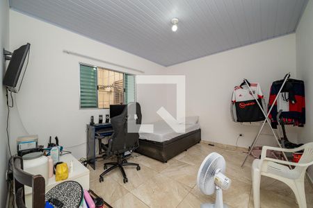 Casa à venda com 80m², 3 quartos e sem vagaEdícula - Quarto
