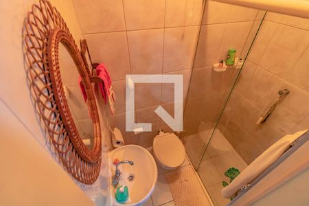 Casa à venda com 279m², 5 quartos e 5 vagas Casa à venda com 279m², 5 quartos e 5 vagasBanheiro do Quarto 1