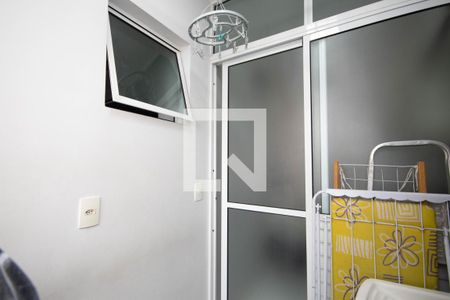 Apartamento à venda com 70m², 3 quartos e 1 vagaÁrea de Serviço