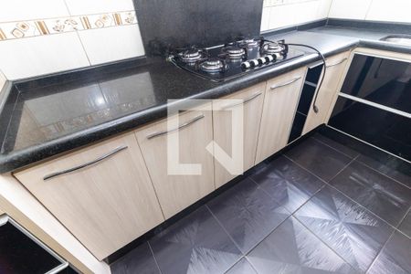 Apartamento para alugar com 57m², 2 quartos e 1 vaga Apartamento para alugar com 57m², 2 quartos e 1 vagaCozinha - Armários