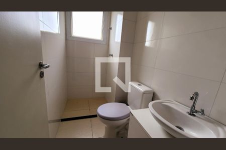 Apartamento para alugar com 48m², 2 quartos e 1 vaga Apartamento para alugar com 48m², 2 quartos e 1 vagaBanheiro