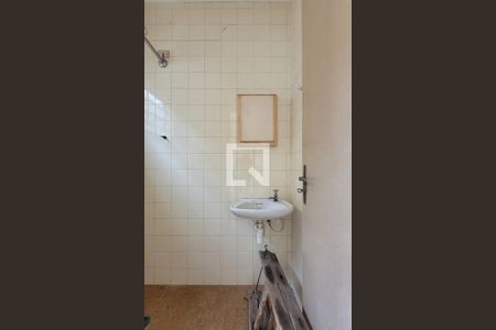 Casa para alugar com 125m², 2 quartos e 2 vagas Casa para alugar com 125m², 2 quartos e 2 vagasBanheiro de Serviço