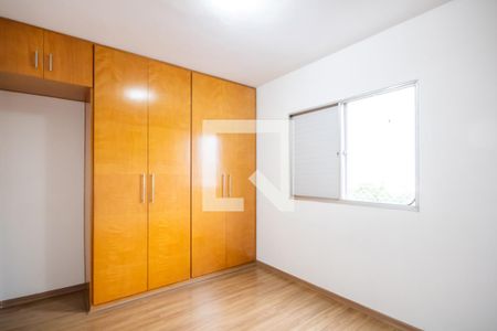 Quarto 1 de apartamento para alugar com 3 quartos, 57m² em Cidade São Francisco, Osasco