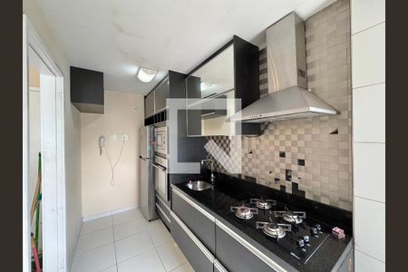 Apartamento à venda com 63m², 2 quartos e 2 vagas Apartamento à venda com 63m², 2 quartos e 2 vagasCozinha e Área de Serviço