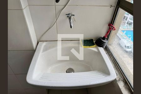 Apartamento à venda com 63m², 2 quartos e 2 vagas Apartamento à venda com 63m², 2 quartos e 2 vagasCozinha e Área de Serviço