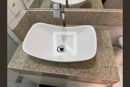 Apartamento à venda com 63m², 2 quartos e 2 vagas Apartamento à venda com 63m², 2 quartos e 2 vagasBanheiro Social