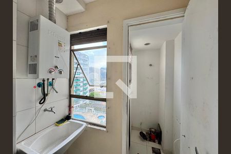 Apartamento à venda com 63m², 2 quartos e 2 vagas Apartamento à venda com 63m², 2 quartos e 2 vagasCozinha e Área de Serviço