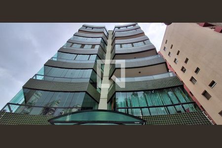 Apartamento à venda com 124m², 3 quartos e 3 vagasFachada