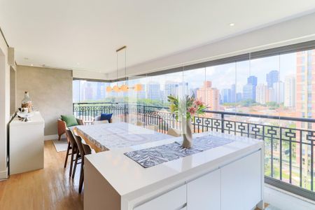 Varanda Gourmet de apartamento à venda com 3 quartos, 113m² em Santo Amaro, São Paulo