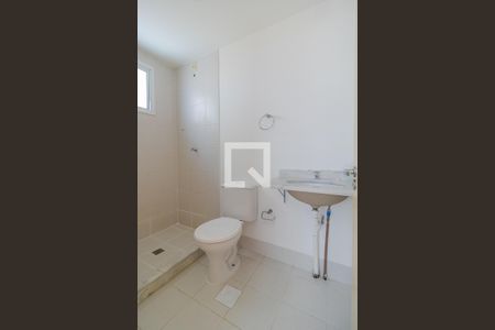 Banheiro da Suíte de apartamento para alugar com 3 quartos, 62m² em Partenon, Porto Alegre