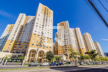 Apartamento para alugar com 62m², 3 quartos e 1 vaga Apartamento para alugar com 62m², 3 quartos e 1 vagaFachada
