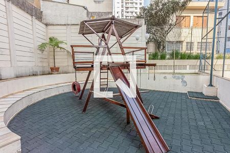 Apartamento para alugar com 110m², 3 quartos e 3 vagasÁrea comum - Playground