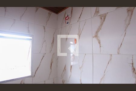 Casa para alugar com 70m², 2 quartos e sem vaga Casa para alugar com 70m², 2 quartos e sem vagaBanheiro