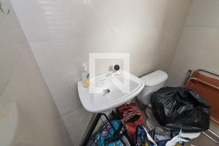 Casa à venda com 308m², 3 quartos e 3 vagasBanheiro de Serviço