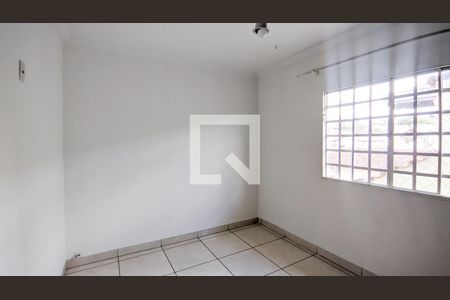 Casa à venda com 197m², 3 quartos e 2 vagasQuarto 3