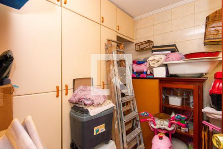 Casa à venda com 250m², 4 quartos e 3 vagasQuarto de Serviço