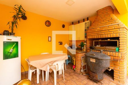 Casa à venda com 250m², 4 quartos e 3 vagasQuintal / Churrasqueira