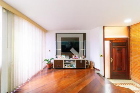 Sala de casa à venda com 4 quartos, 250m² em Vila Prudente, São Paulo