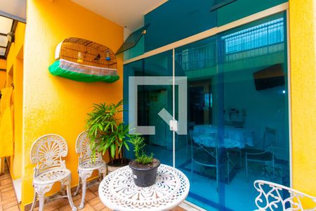 Casa à venda com 250m², 4 quartos e 3 vagasVaranda